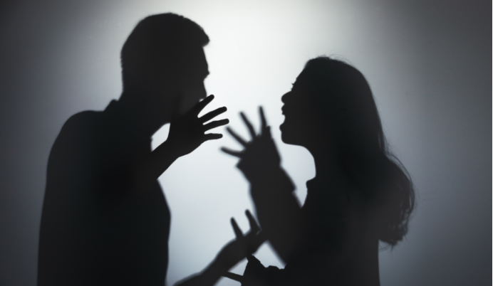 配偶出轨后，如何通过法律途径主张精神损害赔偿？